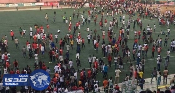 تجميد النشاط الرياضي بالسنغال بعد وفاة 8 أشخاص في ملعب كرة قدم