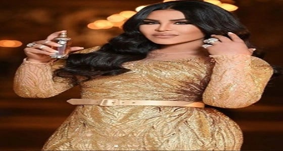 بالصور .. أحلام تظهر بإطلالة ملكية من دار " لابرجوازيه "