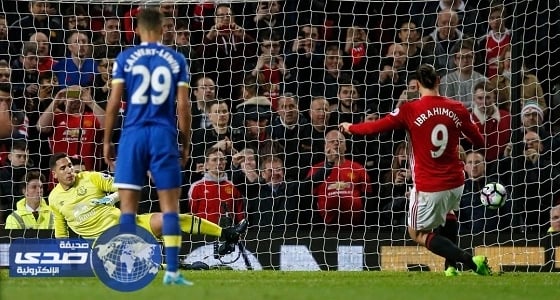 بالفيديو .. ابراهيموفيتش ينقذ مانشستر يونايتد