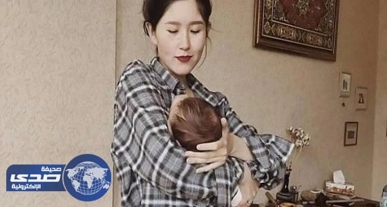 صورة شبه عارية لابنة رئيس تثير جدلًا على مواقع التواصل