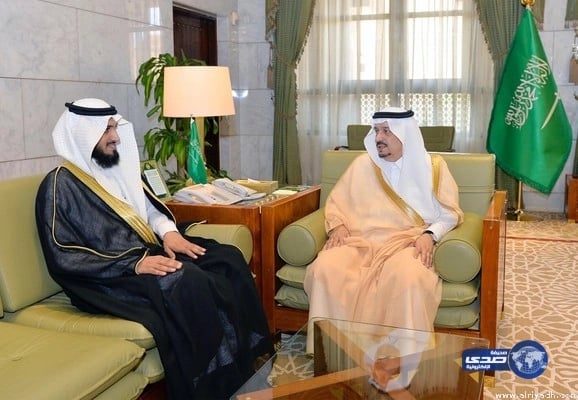 أمير الرياض : يؤكد ضمان حقوق العمال وحل مشكلاتهم