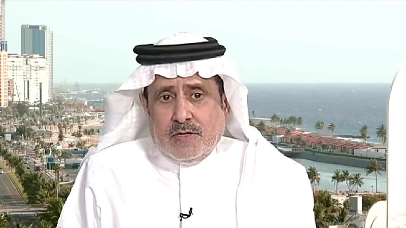 الشمراني يفشل في إخفاء علامات الشيب .. فيديو