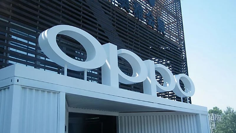 تعليق شركة OPPO على أنباء تسريح عمالها في مصر