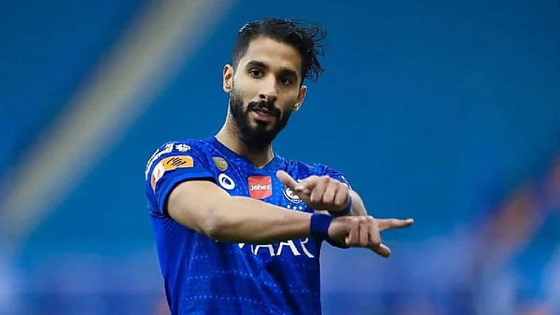 الشهري يعاود تدريباته مع الهلال