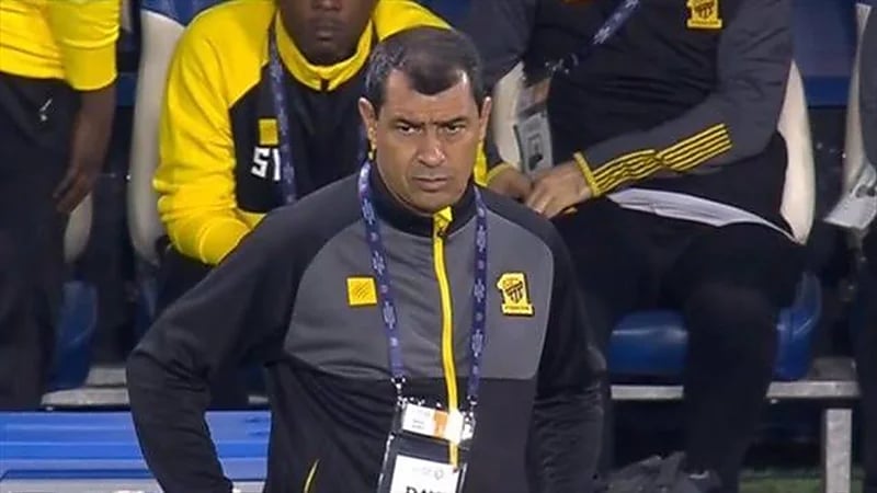 الاتحاد يجتمع مع كاريلي لوضع برنامج خاص للفريق