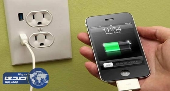 أحذر.. أخطاء يرتكبها أصحاب الهواتف الذكية خلال الشحن