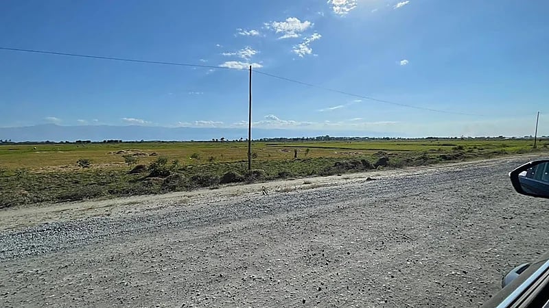 "قطان" يصادف طريقًا مروريًا تموله المملكة عند وصوله بوروندي