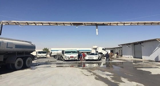 بالصور.. ضبط مصنع لتحلية المياه مخالف بالدمام