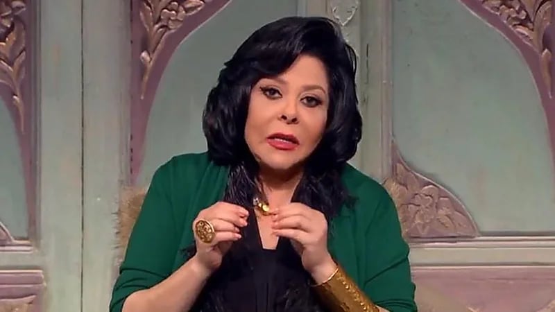 إسعاد يونس تنتقد انتشار الذكاء الاصطناعي 