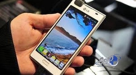 "إل جي" تطرح هاتف جديد مزود بشاشة عالية الدقة