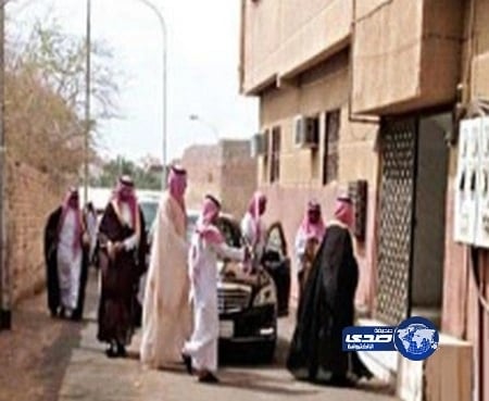 أمير المدينة المنورة يعتذر شخصياً لسكان حي "العصبة" عن انقطاع المياه