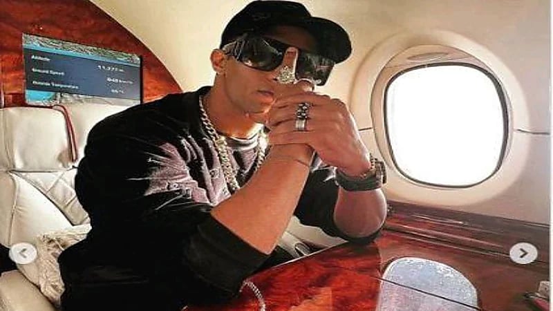 بالفيديو.. محمد رمضان: "ربنا رزقني النهاردة بـ لامبورجيني صغيرة "