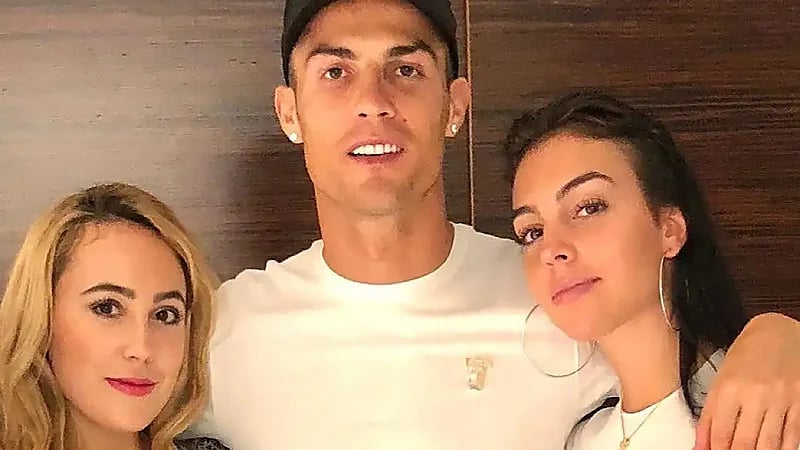 معلومات عن شقيقة جورجينا بعد انتشار صورة لها مع مبابي أشعلت المنصات.. صور