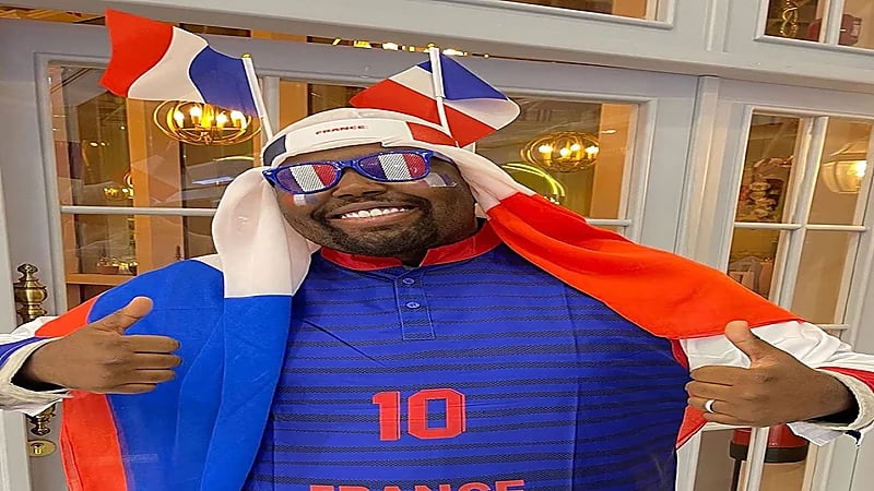 المشجع المنحوس يُعلن عن تشجيعه لفرنسا