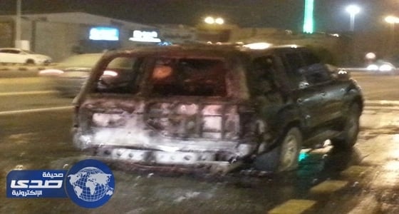 اشتعال سيارة بالمسارحة مقابل هايبر بندة