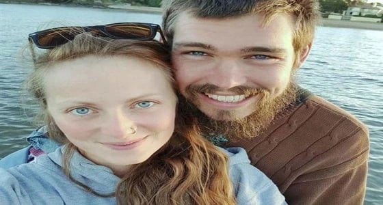 أعلنا إفلاسهما واعتمدا على عطف الآخرين لإكمال جولتهما حول العالم