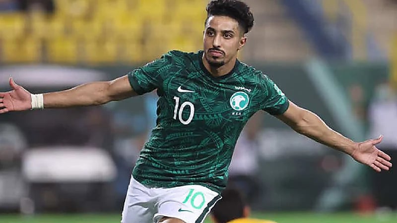 كشف طبيعة إصابة سالم الدوسري وعلي البليهي