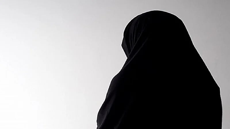 حفل عشاء يقود مواطنة لاكتشاف زواج زوجها في السر