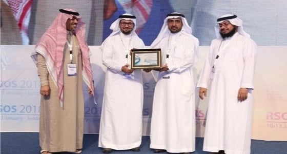 بالصور.. مؤتمر البحر الأحمر لطب العيون يوصي باستحداث العيادات الصحية المدرسية