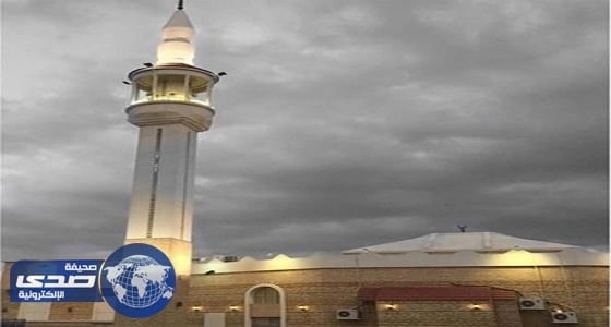 الصدفة تقود مواطن للعثور على مسن عالق داخل مسجد بالطائف
