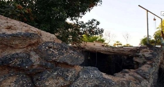 بئر وحيدة لا زالت مياهها تتدفق منذ عهد النبوة