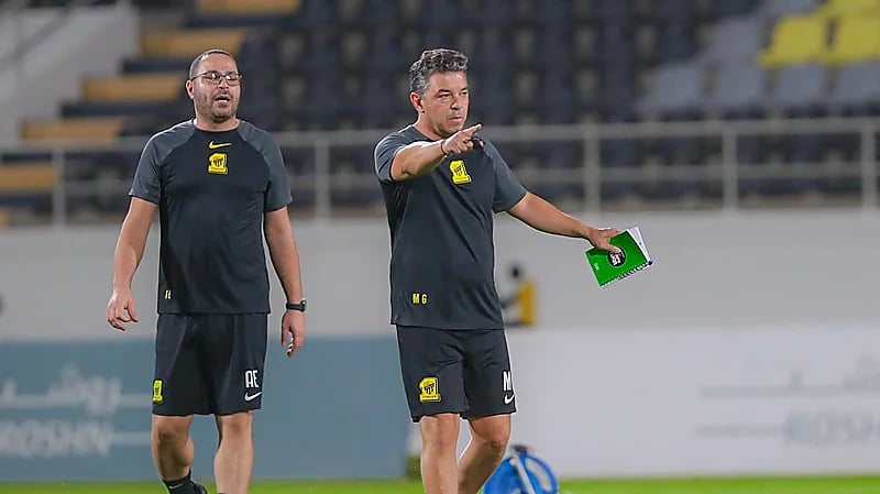 غاياردو يحدد أجانب الاتحاد لمواجهة سباهان