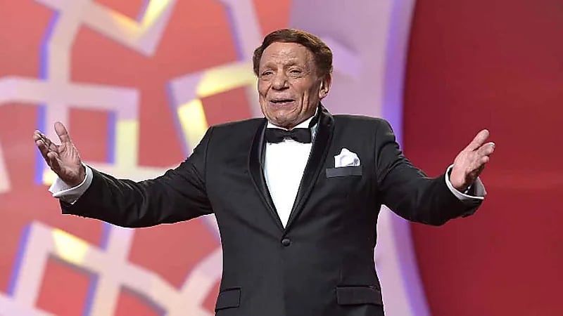 أول تعليق من عائلة عادل إمام على إمكانية ظهوره في السعودية