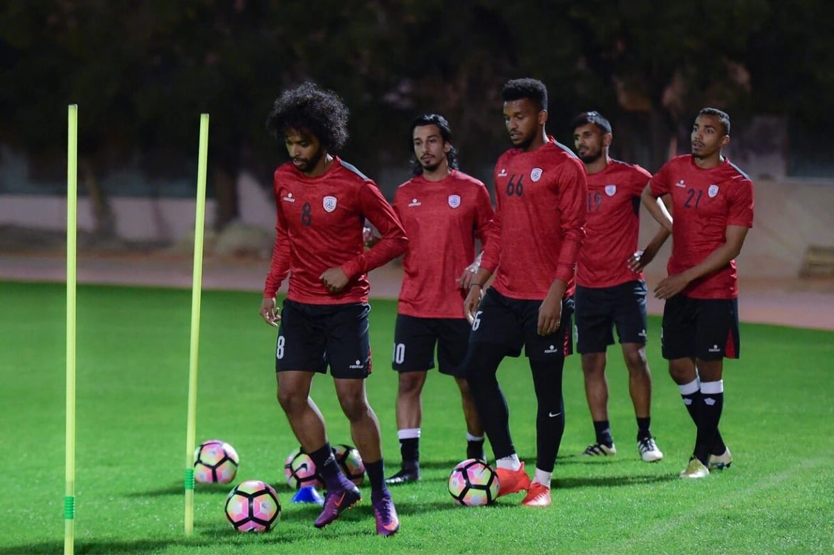 الخبيري يودع جماهير الشباب