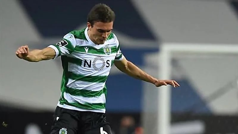 الكشف عن سبب فشل النصر في حسم صفقة جواو بالينيا