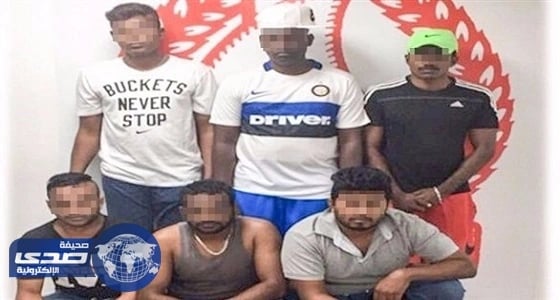 محاكمة حراس أمن سطوا على سيارة نقل أموال في دبي