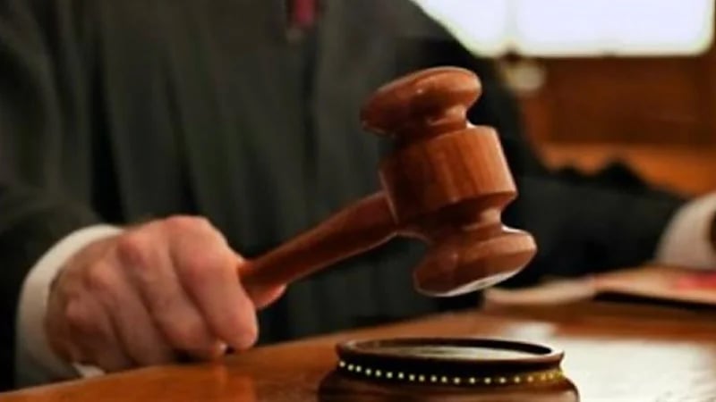 جاني يتلقى أقصى عقوبة لأغتصابة 13 طالبة