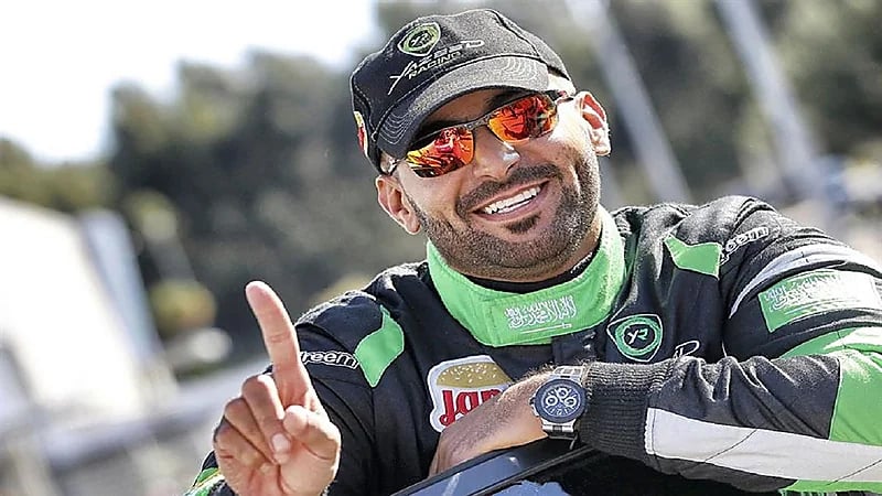 الراجحي بعد تفحم سيارته: "أبشركم اننا بخير"