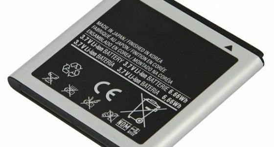 تحذير من التخلص من بطاريات الليثيوم في سلة القمامة