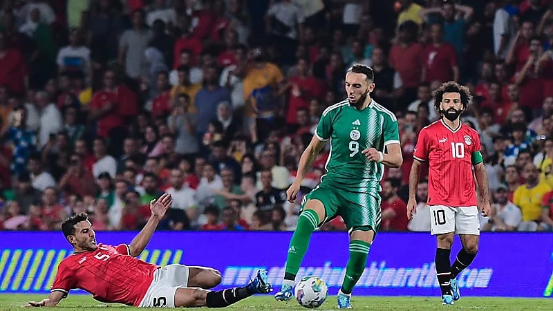 مصر تتعادل مع الجزائر وديًا .. فيديو