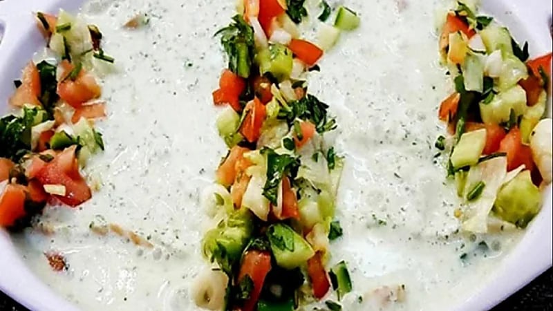 الأطعمة الشعبية تتصدر مائدة إفطار المقيمين اليمنيين في جدة