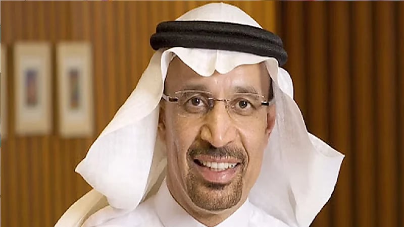 "الفالح": هناك محادثات متقدمة مع شركتين لتصنيع سيارات في المملكة