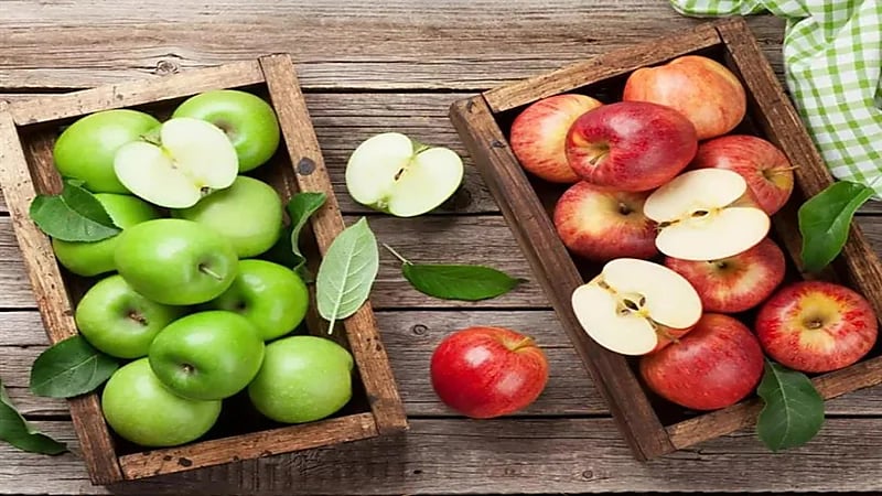 فواكه تساعد على تحسين عملية الهضم