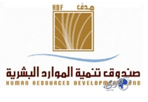 بالفيديو.. أسد يٌهاجم طفلة برفقة والدتها