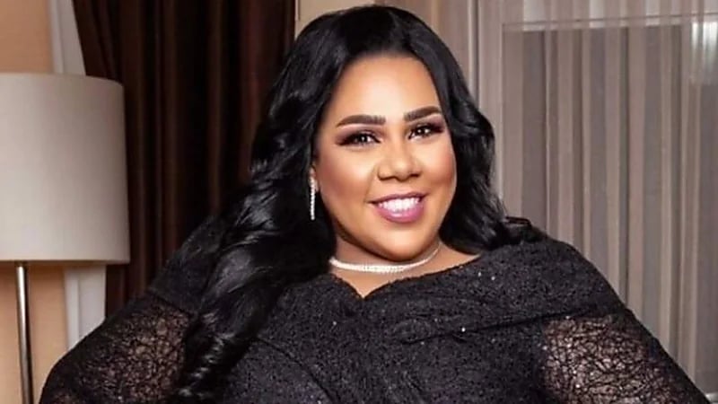 تعاطف كبير من النجوم مع شيماء سيف بعد أنباء طلاقها