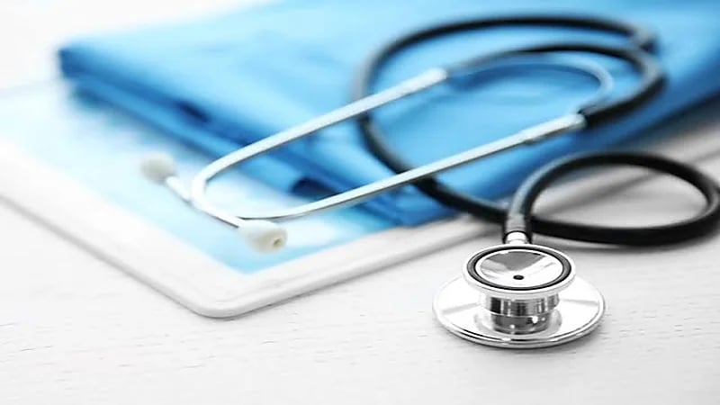 بالفيديو.. استشاري يكشف العلاقة بين سعر العيادة وجودة الخدمة الطبية