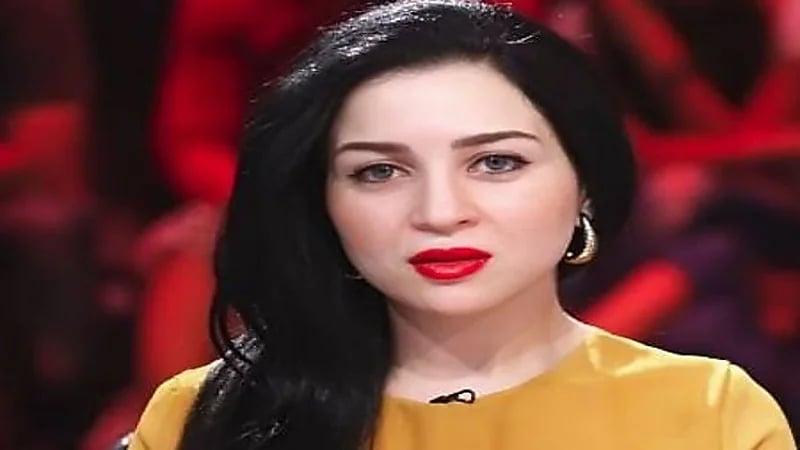 إصابة والدة مي عز الدين بفيروس كورونا 