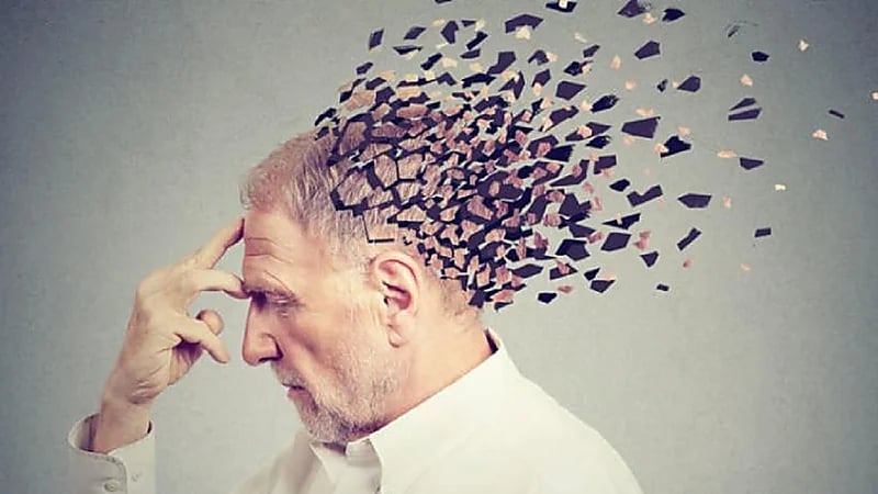 علامات تنذر بإصابة الإنسان بالزهايمر