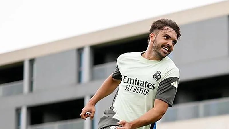 أسينسيو وهويسن في قلب دفاع ريال مدريد أمام الهلال