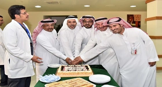 مستشفى الملك سلمان يقيم حفل معايدة لمنسوبيه