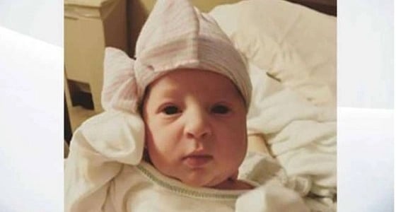 بعد تجميدها لـ 25 عاما.. ولادة طفلة بإنجاز غير مسبوق 