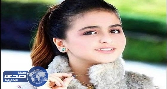 صورة حلا الترك بتقويم الأسنان تٌثير إعجاب جمهورها