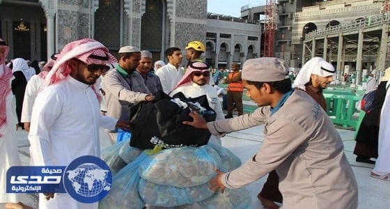 بالصور..  إجراءات مشددة بالمسجد النبوي للحيلولة دون دخول المأكولات والممنوعات