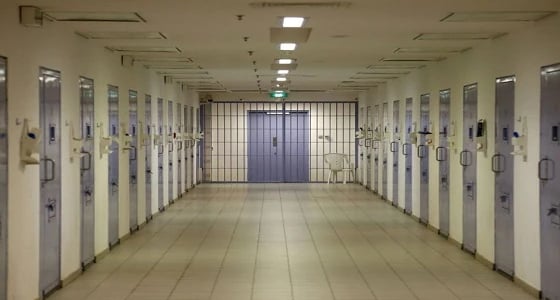 في سجن " الحاير " .. الموسيقى سلاح لمواجهة الإرهاب والتطرف