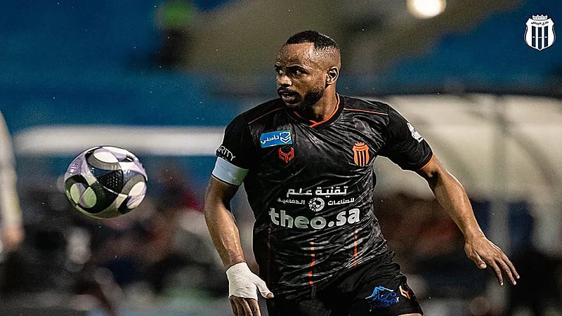 الصائغ يهاجم الأهلي: من يحمي أندية الوزارة من الأندية المليارية