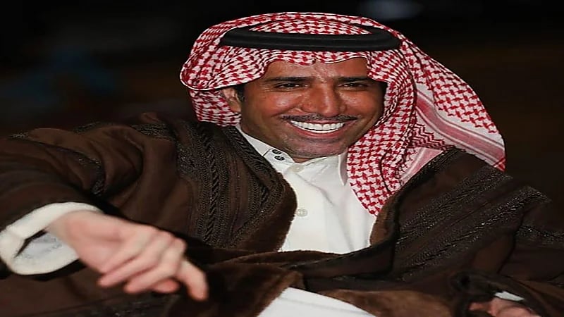 فايز المالكي يُمازح ابنه بيوم الأب العالمي: اكتب شيء حلو وحط صورة لي